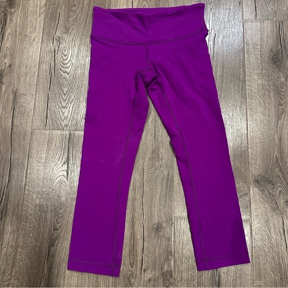Lululemon Womens Wunder Under Crop III Tender Violet Purple 4 Leggings Yoga Pant - Picture 2 of 10